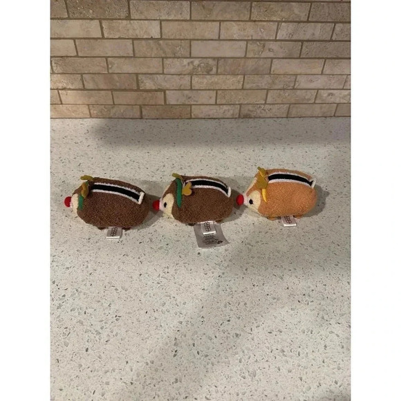 Disney Tsum Tsum chip and dale   B20 - Picture 4 of 4